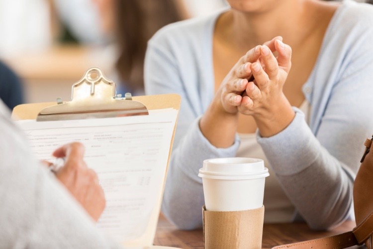 Employer doing 90-day performance review with new hire