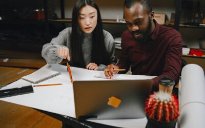 Constructive Feedback Examples: 100 Helpful Ideas (Free Template)